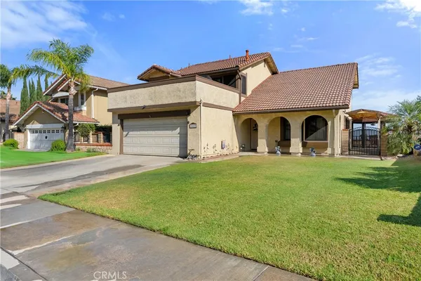 $1,077,900 | 2622 Starcrest Drive, Duarte, CA 91010