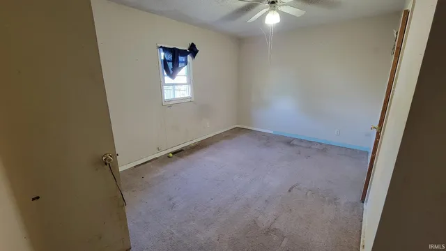 $73,900 | 2220 South Selby Street, Marion, IN 46953