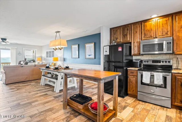 $449,900 | 470 Deerfield Landing Road, Unit 8C, La Follette, TN 37766