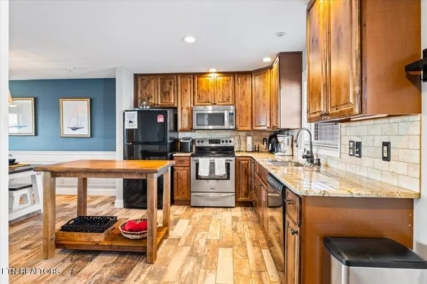 $439,900 | 470 Deerfield Landing Road, Unit 8C, La Follette, TN 37766