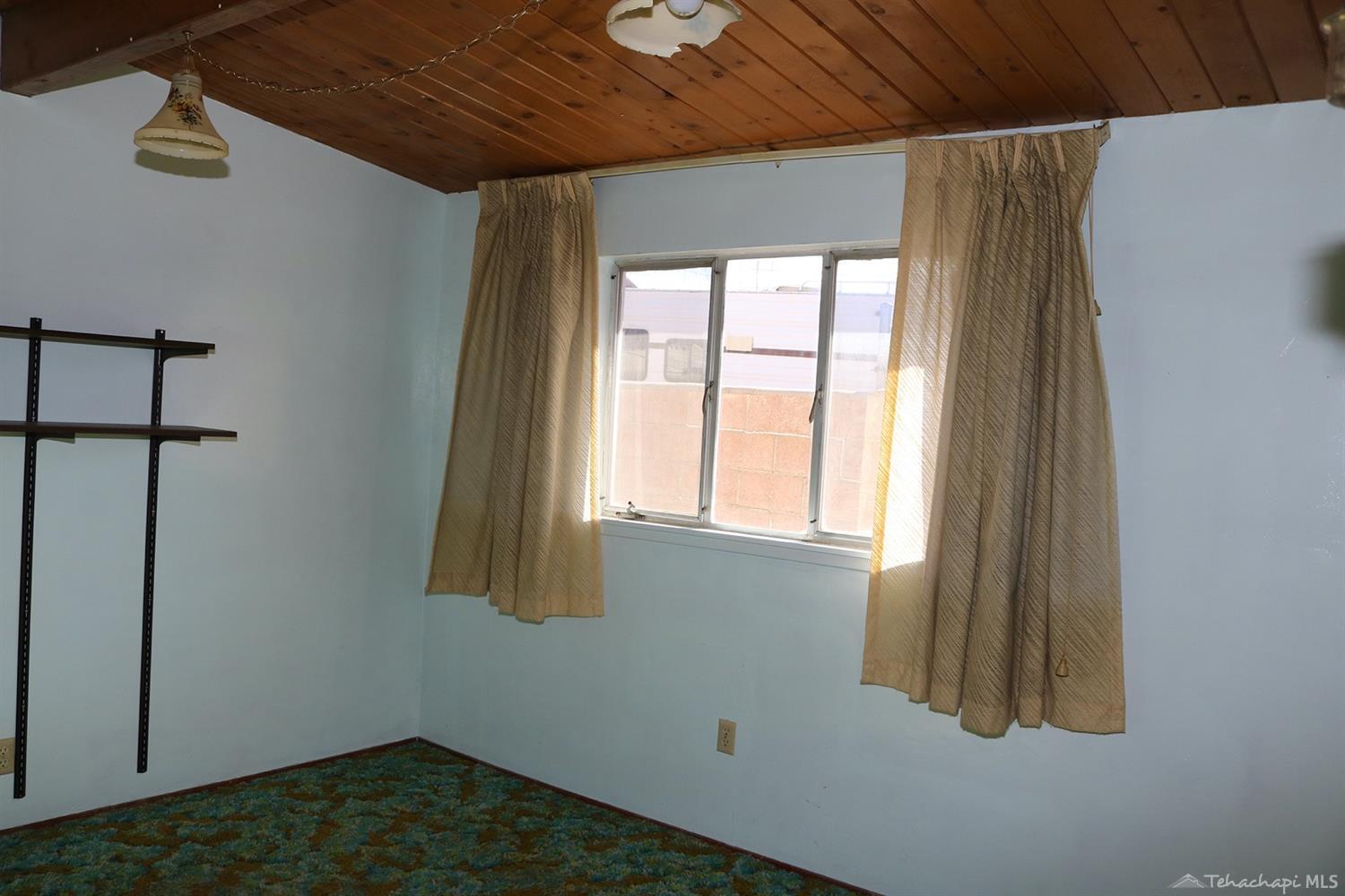 810 Beech Street Tehachapi, CA 93561 - Photo 18 of 39 Gallery Image 18