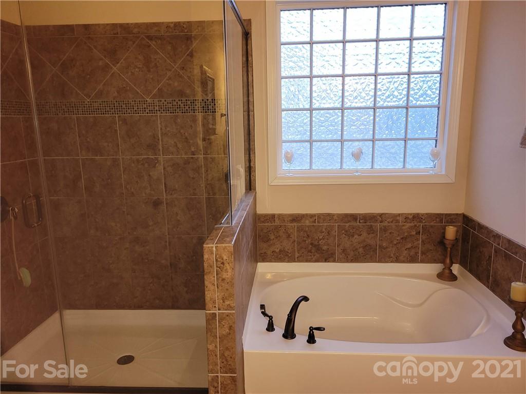 9003 Inverness Bay Road Charlotte, NC 28278 - Photo 13 of 21 Gallery Image 13