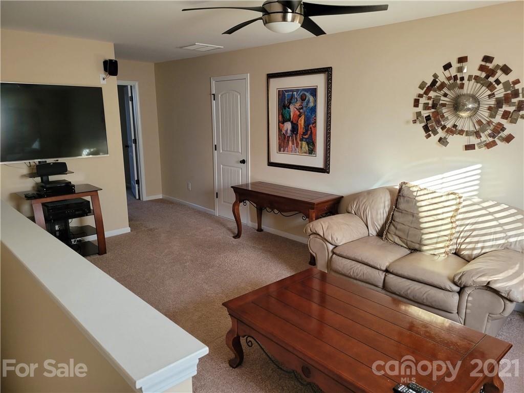 9003 Inverness Bay Road Charlotte, NC 28278 - Photo 17 of 21 Gallery Image 17