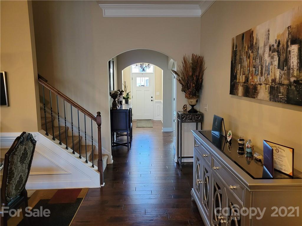 9003 Inverness Bay Road Charlotte, NC 28278 - Photo 4 of 21 Gallery Image 4