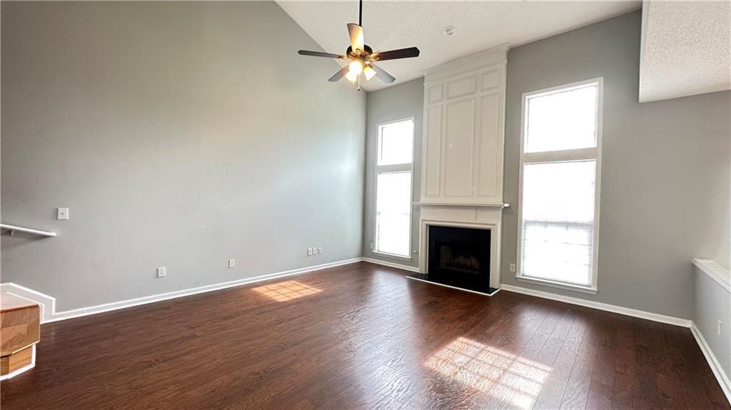 9155 Ruel Lane Suwanee, GA 30024 - Photo 4 of 16