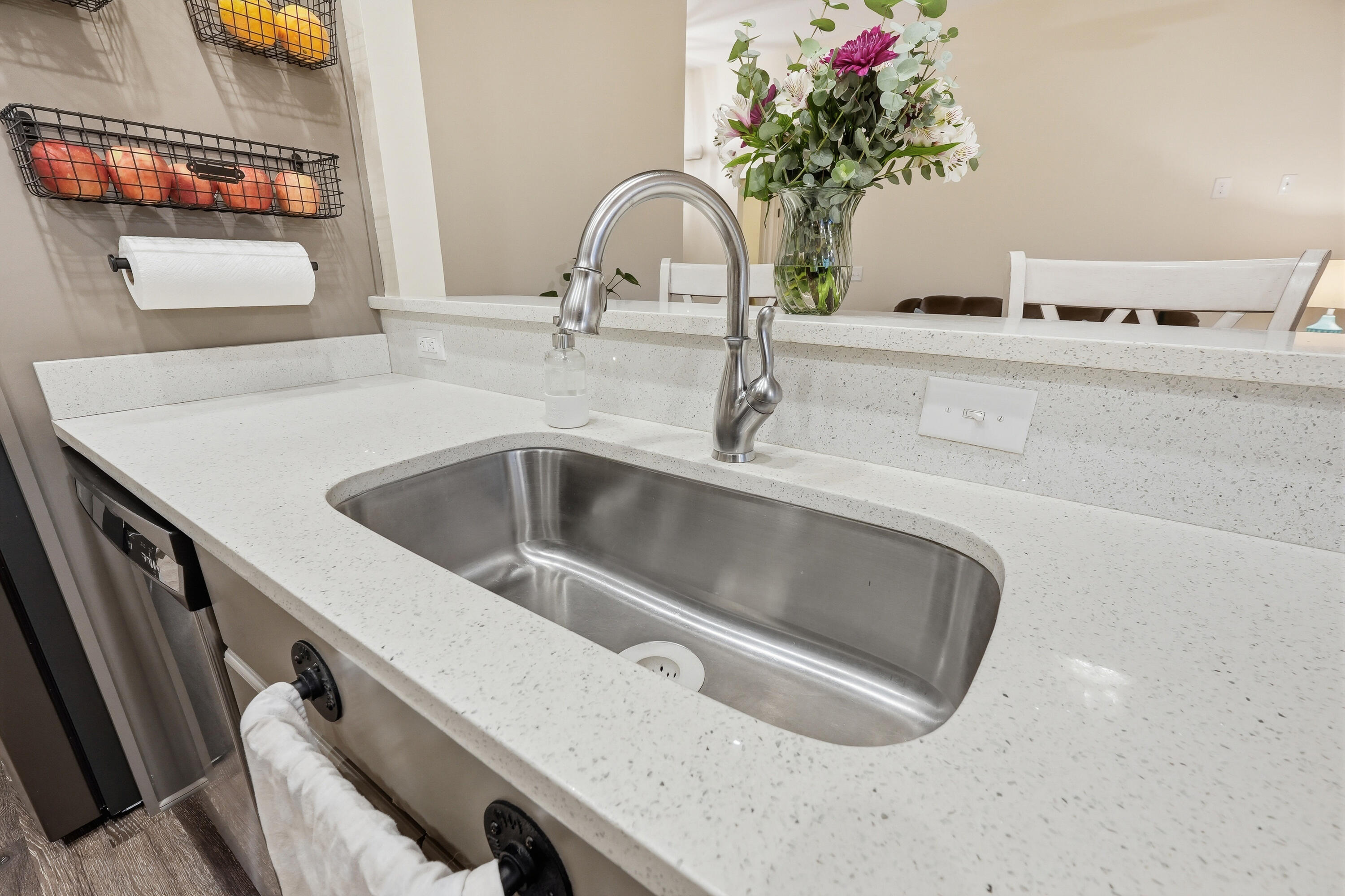 5463 Monterrey Road Crestview, FL 32539 - Photo 29 of 71 5463 monterrey rd interiors-17