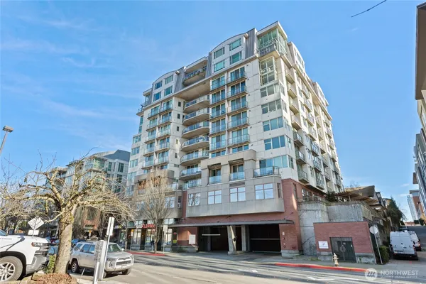 $1,695 | 1100 106th Avenue Northeast, Unit 508, Bellevue, WA 98004