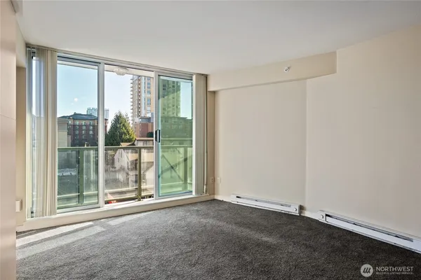 $1,695 | 1100 106th Avenue Northeast, Unit 508, Bellevue, WA 98004