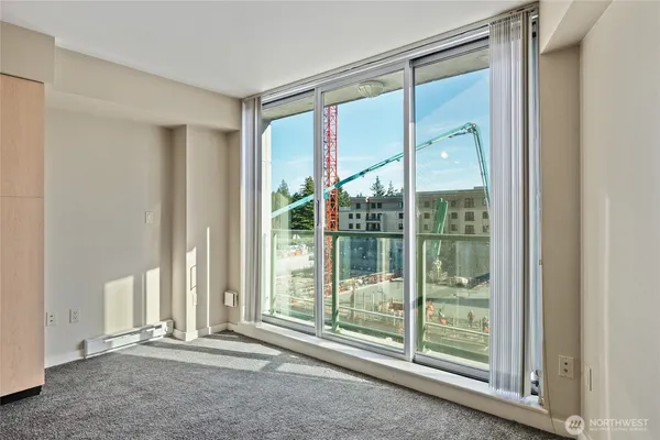 $1,695 | 1100 106th Avenue Northeast, Unit 508, Bellevue, WA 98004