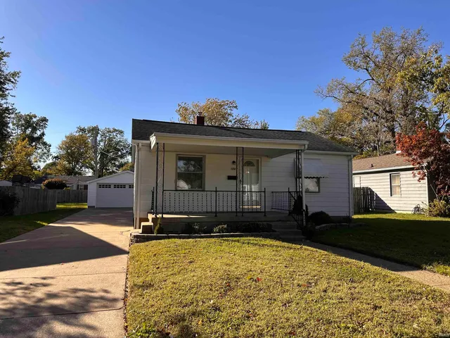 $1,100 | 104 North Norman Avenue, Evansville, IN 47711