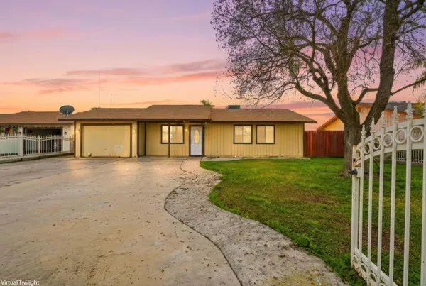 $285,000 | 13069 Quinto Court, Cutler, CA 93615