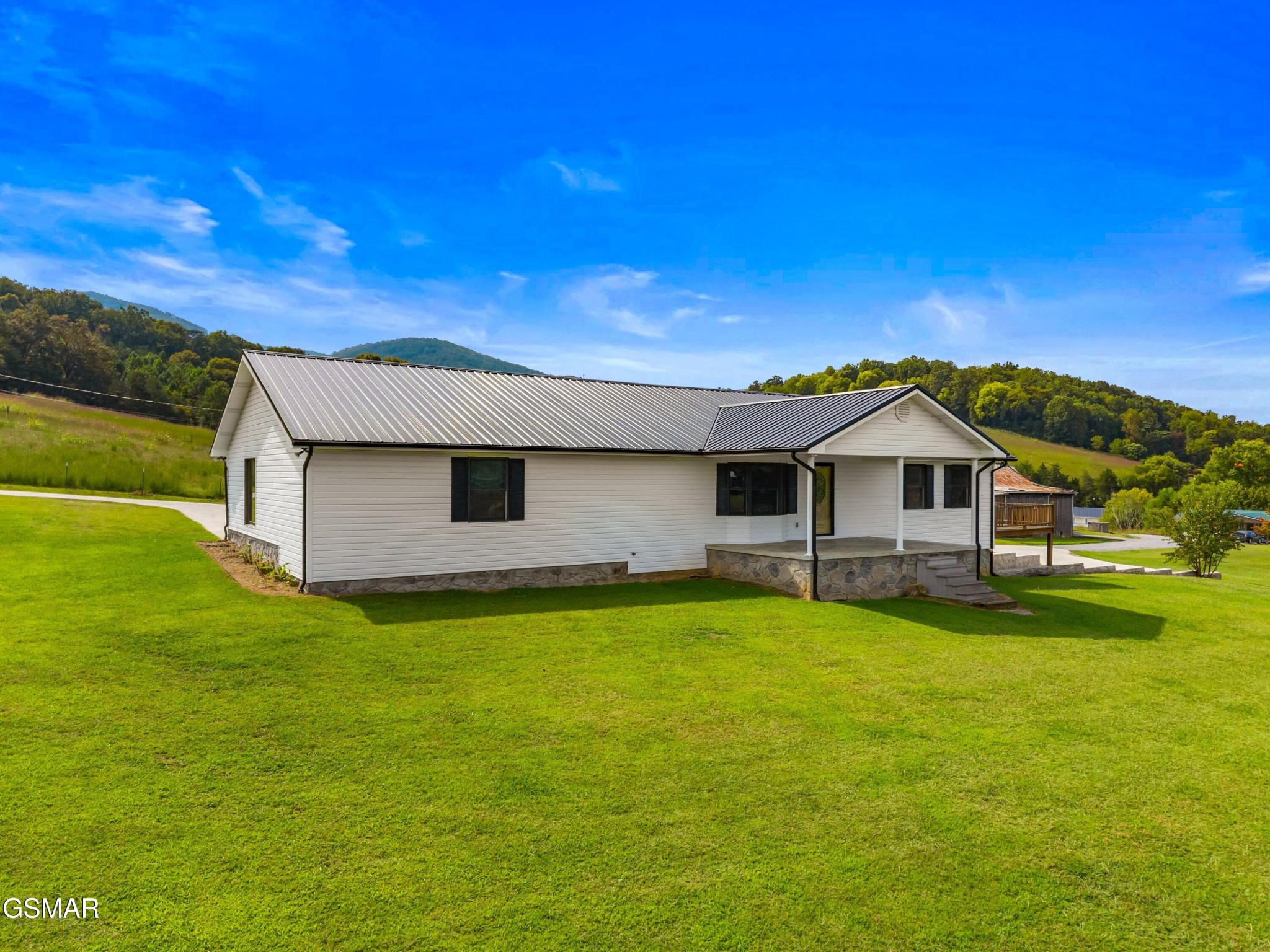 815 Video Way Newport, TN 37821 - Photo 16 of 42 Gallery Image 16