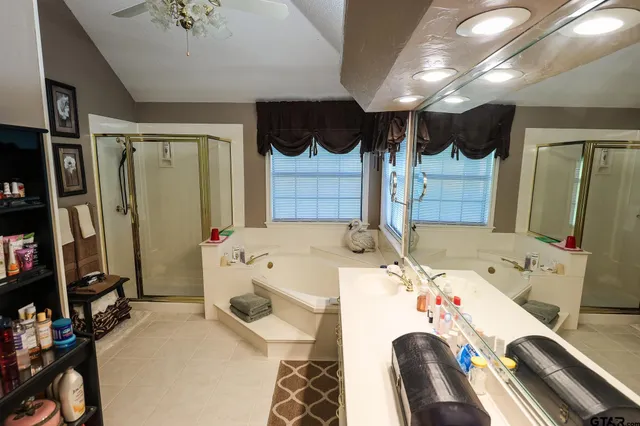 a bathroom with a sink