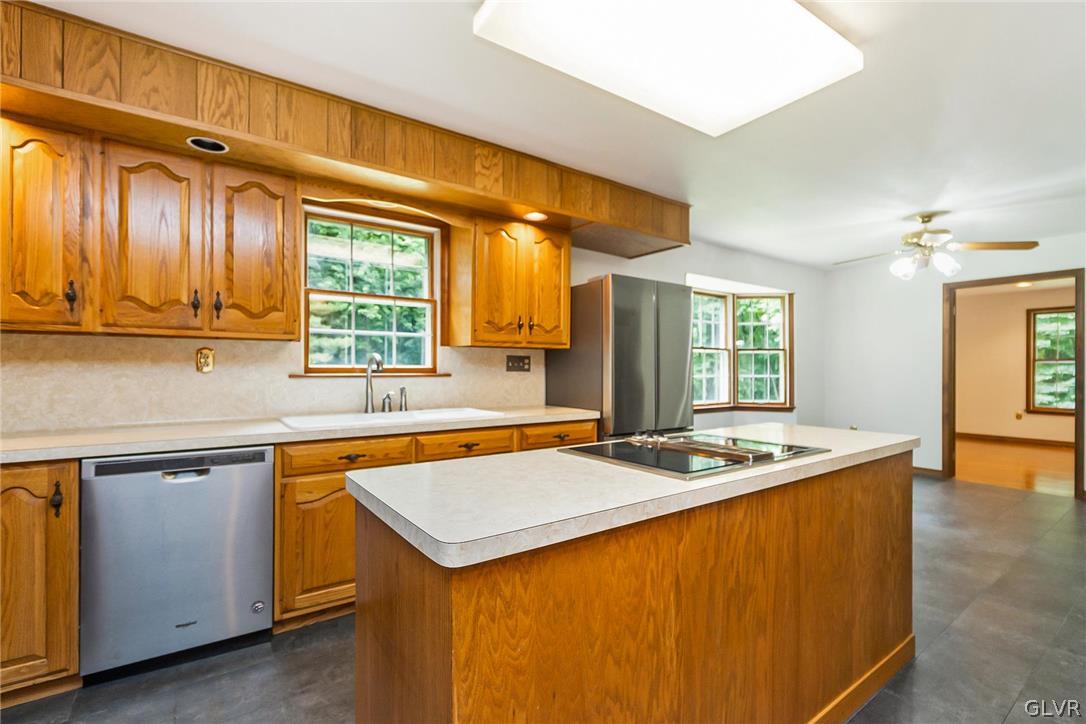 2251 Brunner Road Emmaus, PA 18049 - Photo 16 of 49 Gallery Image 16