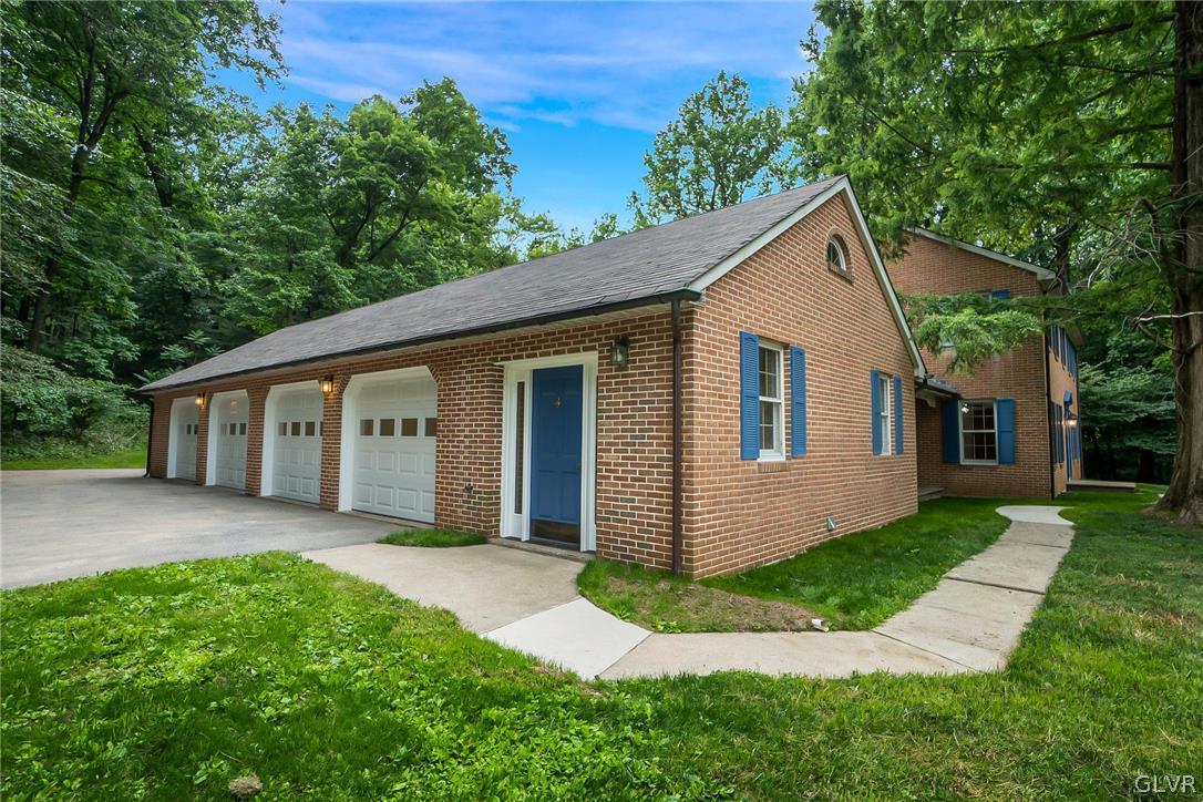 2251 Brunner Road Emmaus, PA 18049 - Photo 5 of 49 Gallery Image 5
