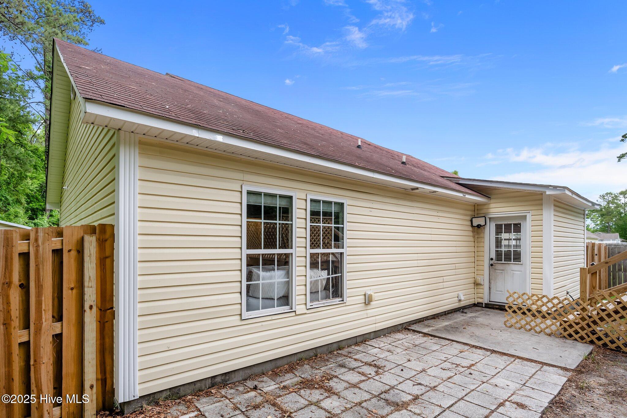 1015 Humphrey Road Jacksonville, NC 28540 - Photo 44 of 55 40-web-or-mls-08