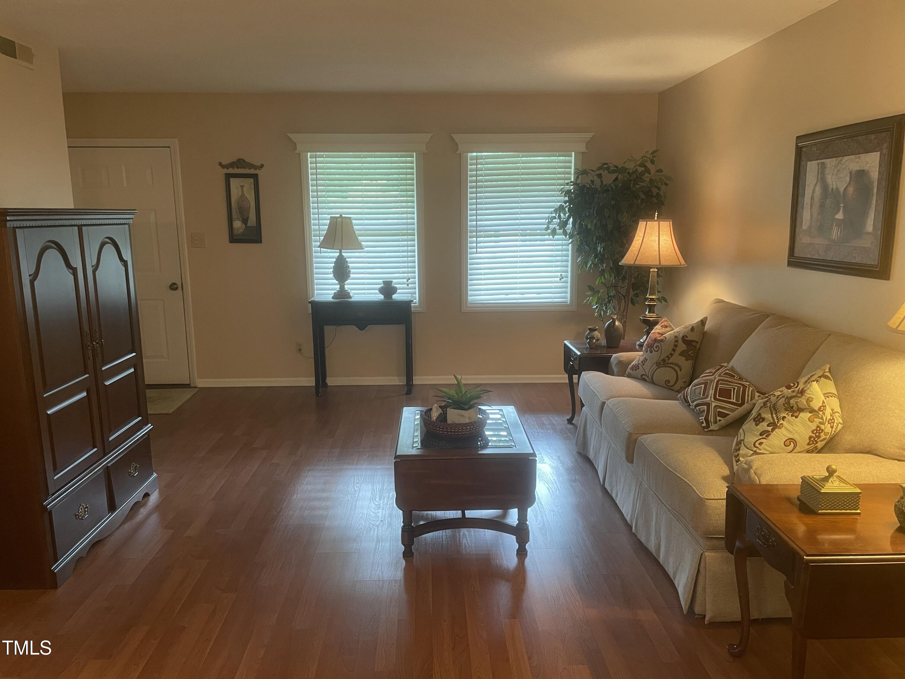 1913 Rendall Street Burlington, NC 27215 - Photo 8 of 23 Family Room