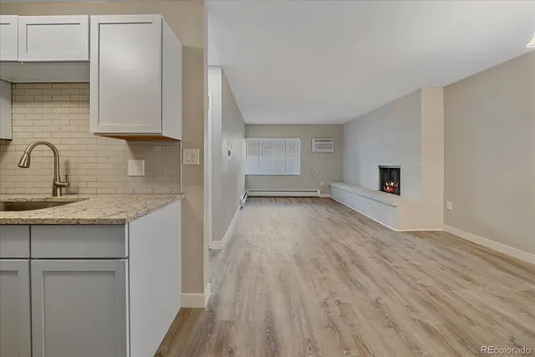 $1,000 | 4110 Hale Parkway, Unit 1E, Denver, CO 80220