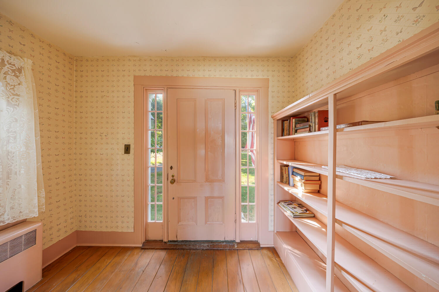 435 Seawall Road Southwest Harbor, ME 04679 - Photo 11 of 47 western Way Farmhouse foyer