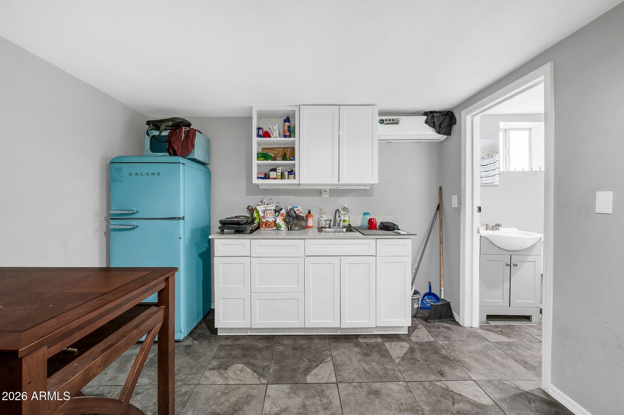 2302 East Yale Street Phoenix, AZ 85006 - Photo 16 of 33 2302 E Yale Street, Phoenix, AZ 85006