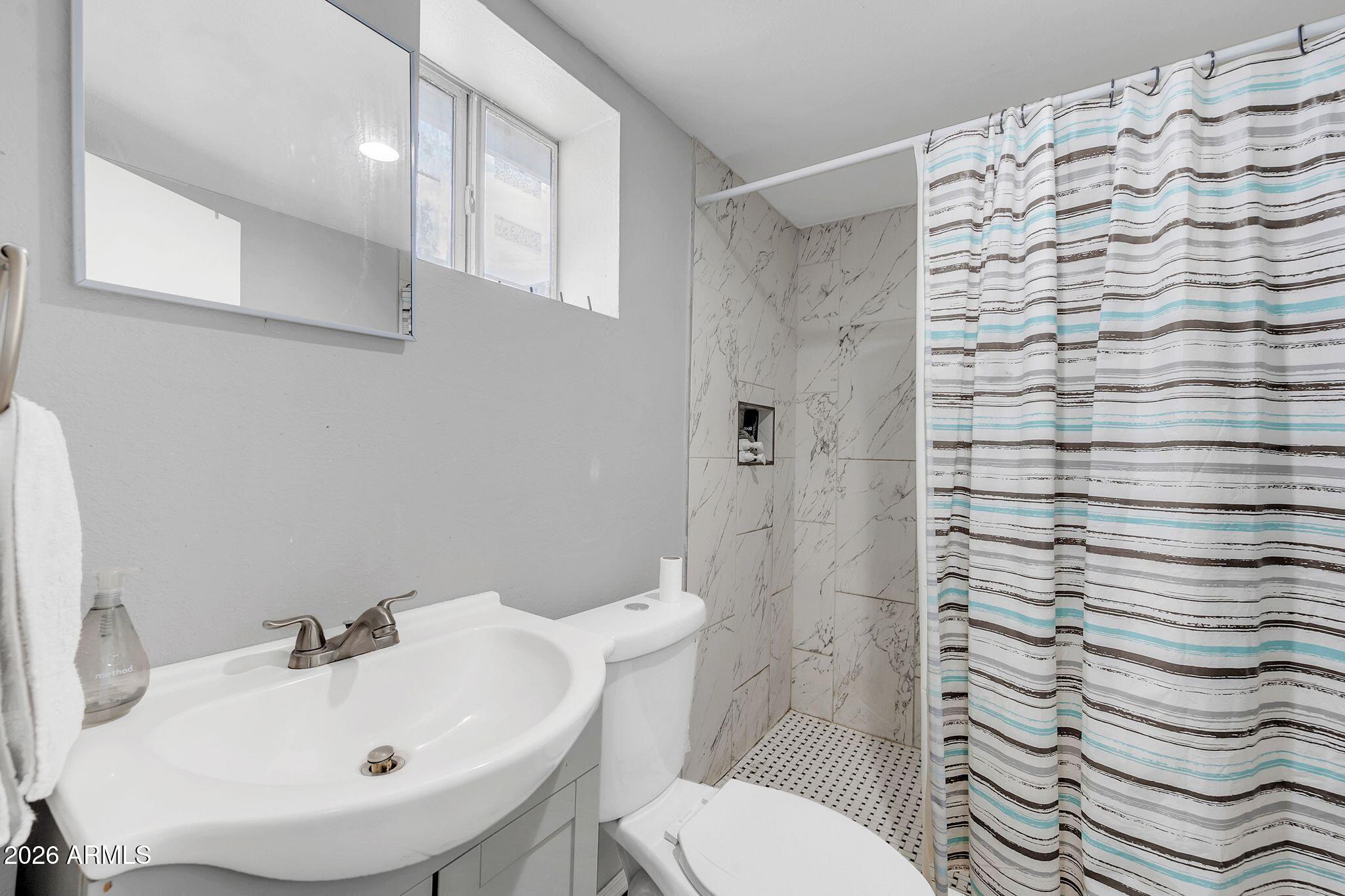 2302 East Yale Street Phoenix, AZ 85006 - Photo 19 of 33 2302 E Yale Street, Phoenix, AZ 85006