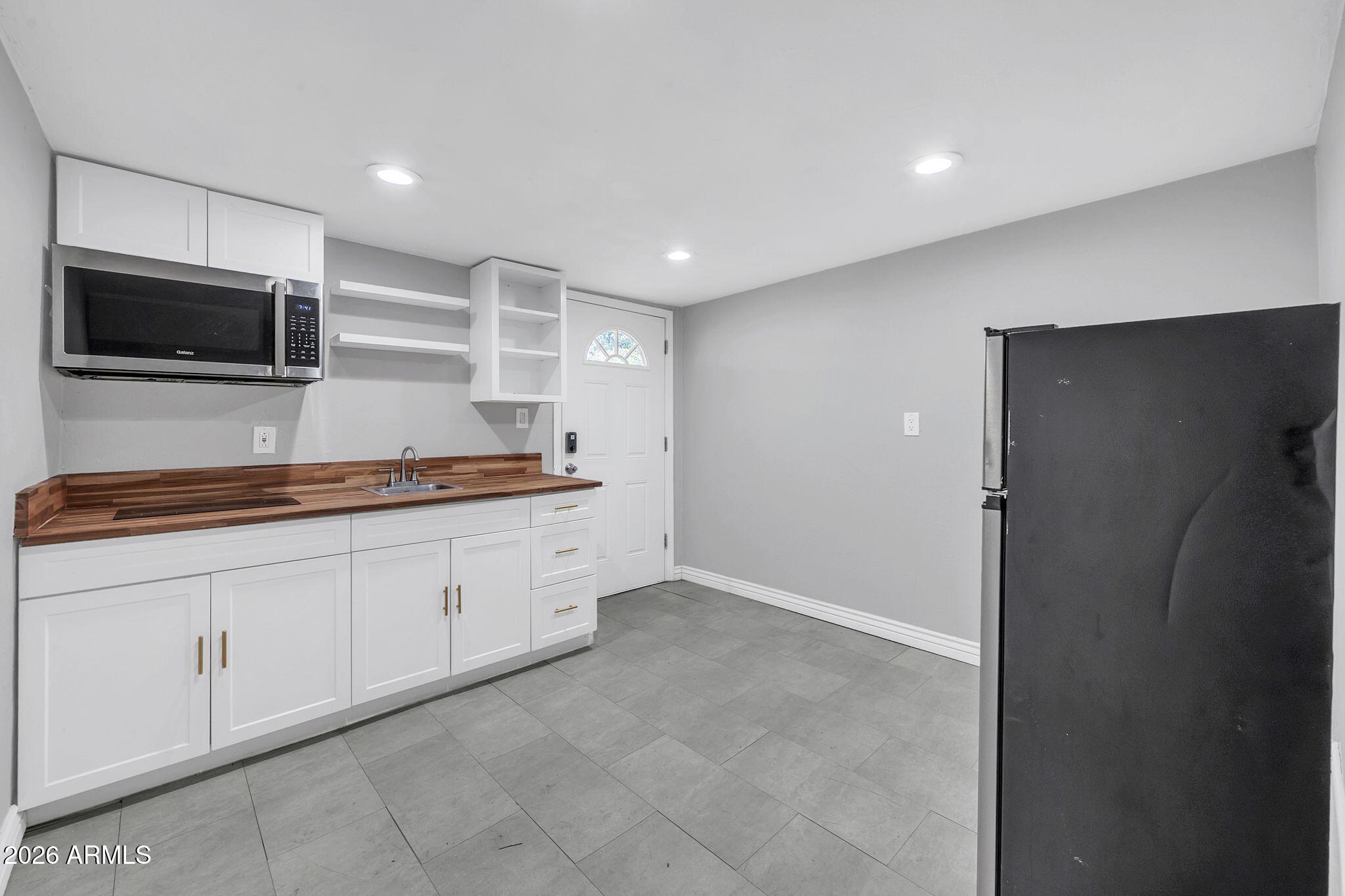 2302 East Yale Street Phoenix, AZ 85006 - Photo 24 of 33 2302 E Yale Street, Phoenix, AZ 85006