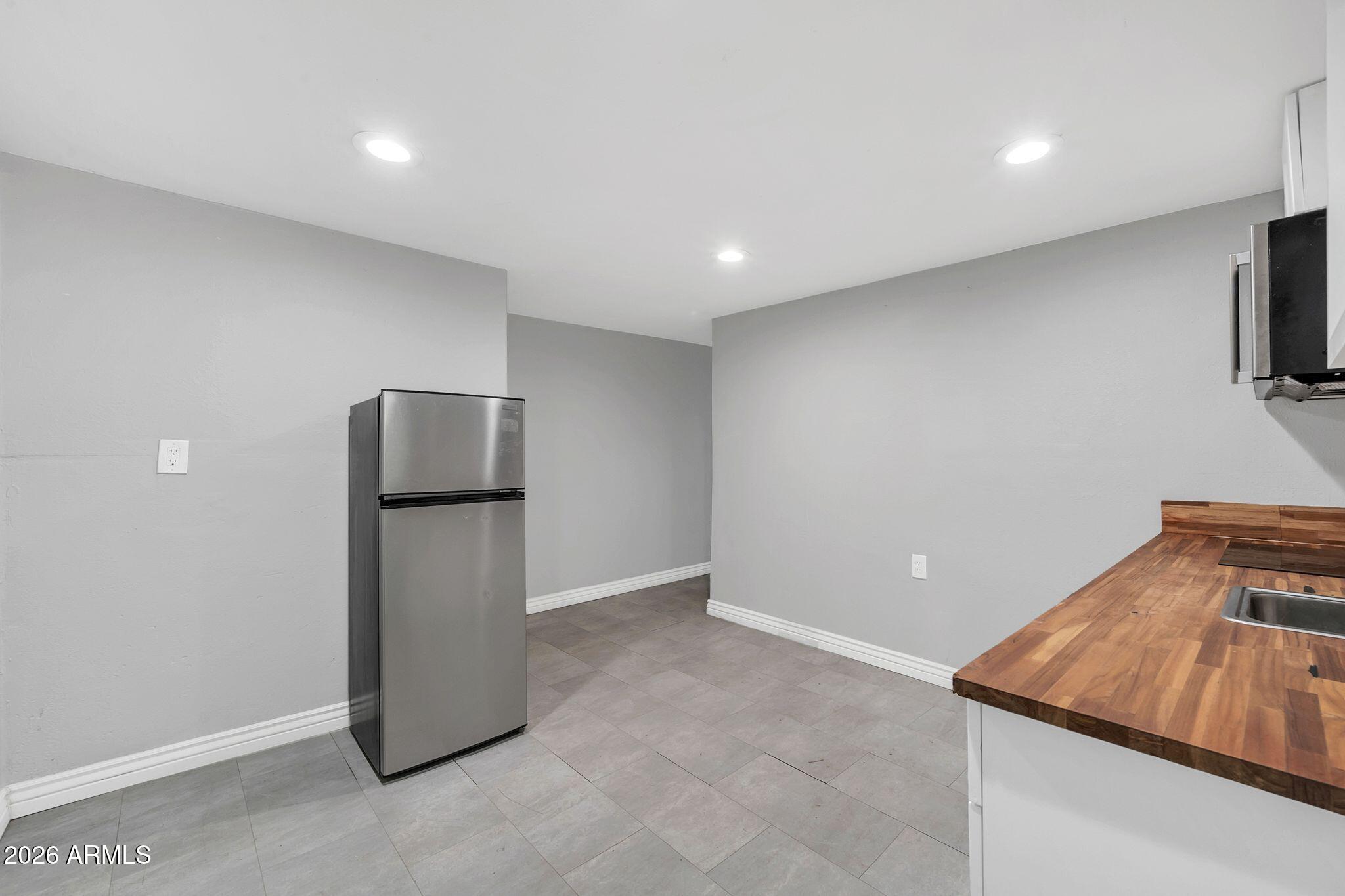 2302 East Yale Street Phoenix, AZ 85006 - Photo 25 of 33 2302 E Yale Street, Phoenix, AZ 85006