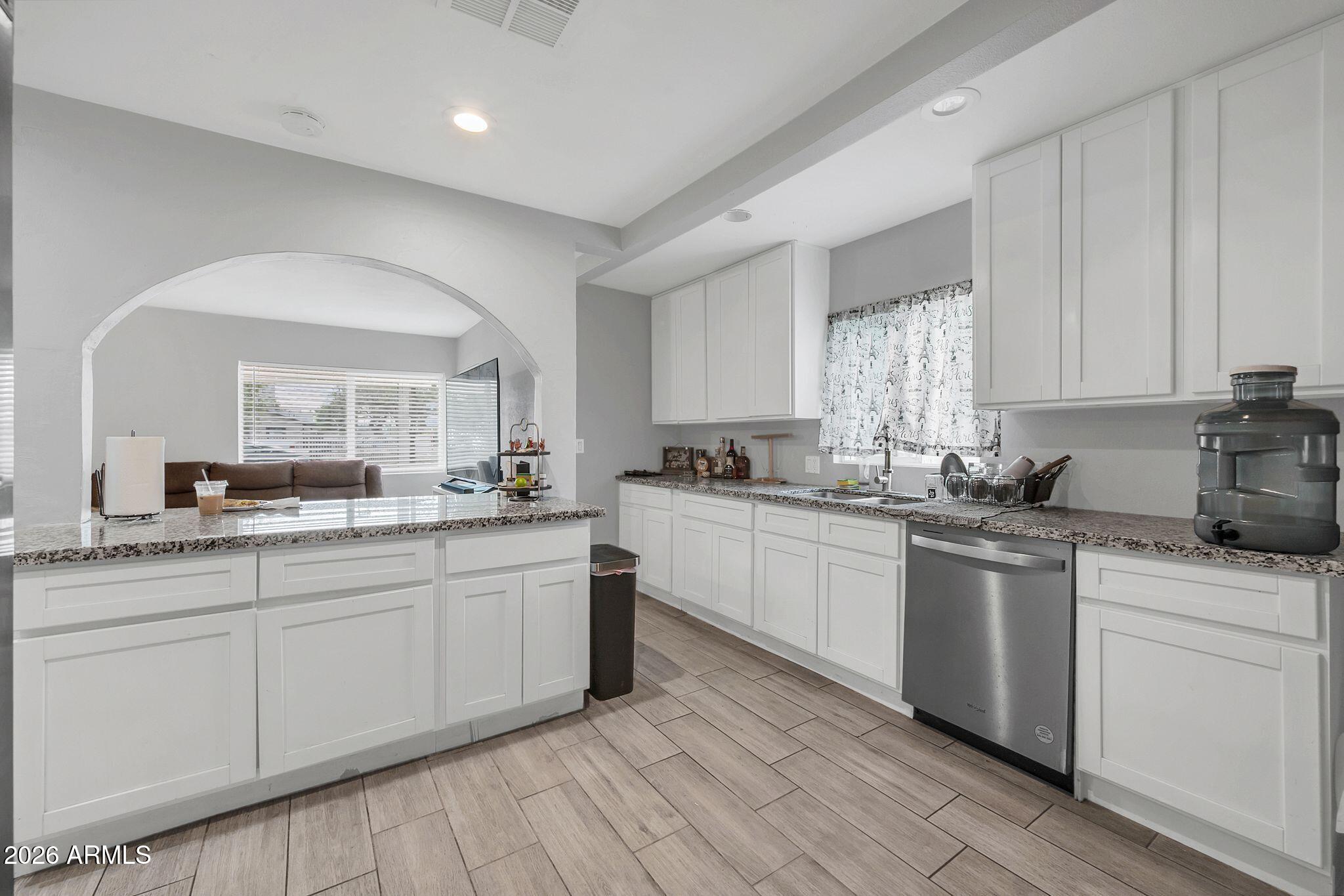 2302 East Yale Street Phoenix, AZ 85006 - Photo 5 of 33 2302 E Yale Street, Phoenix, AZ 85006