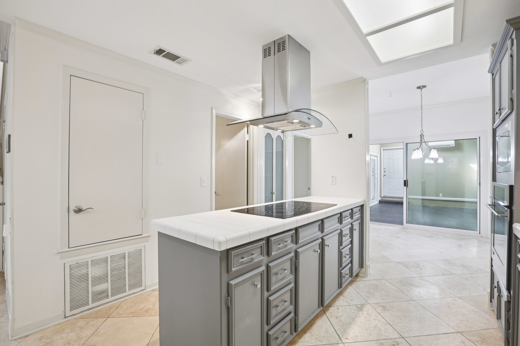 7216 Chimney Corners Austin, TX 78731 - Photo 7 of 20