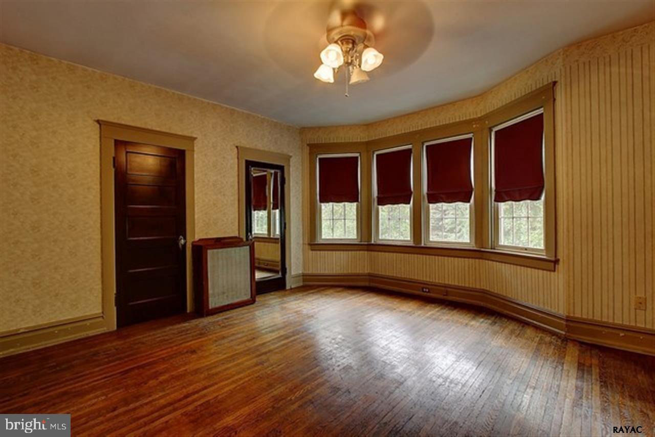 19 4th Street Hanover, PA 17331 - Photo 15 of 30 Gallery Image 15