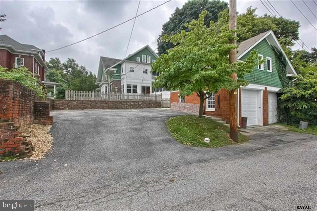 19 4th Street Hanover, PA 17331 - Photo 5 of 30 Gallery Image 5