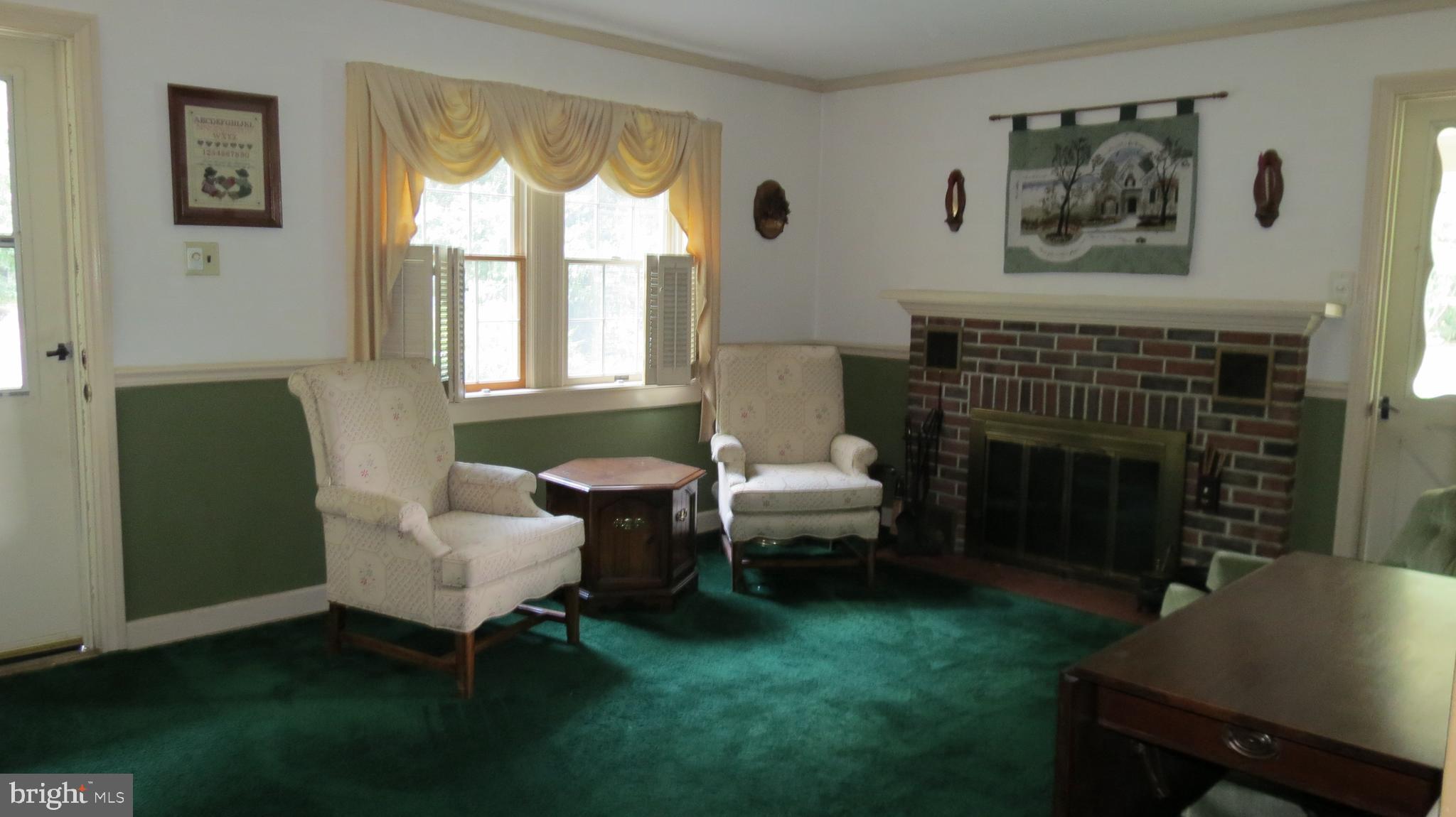 605 Linden Road Hershey, PA 17033 - Photo 4 of 25 Gallery Image 4