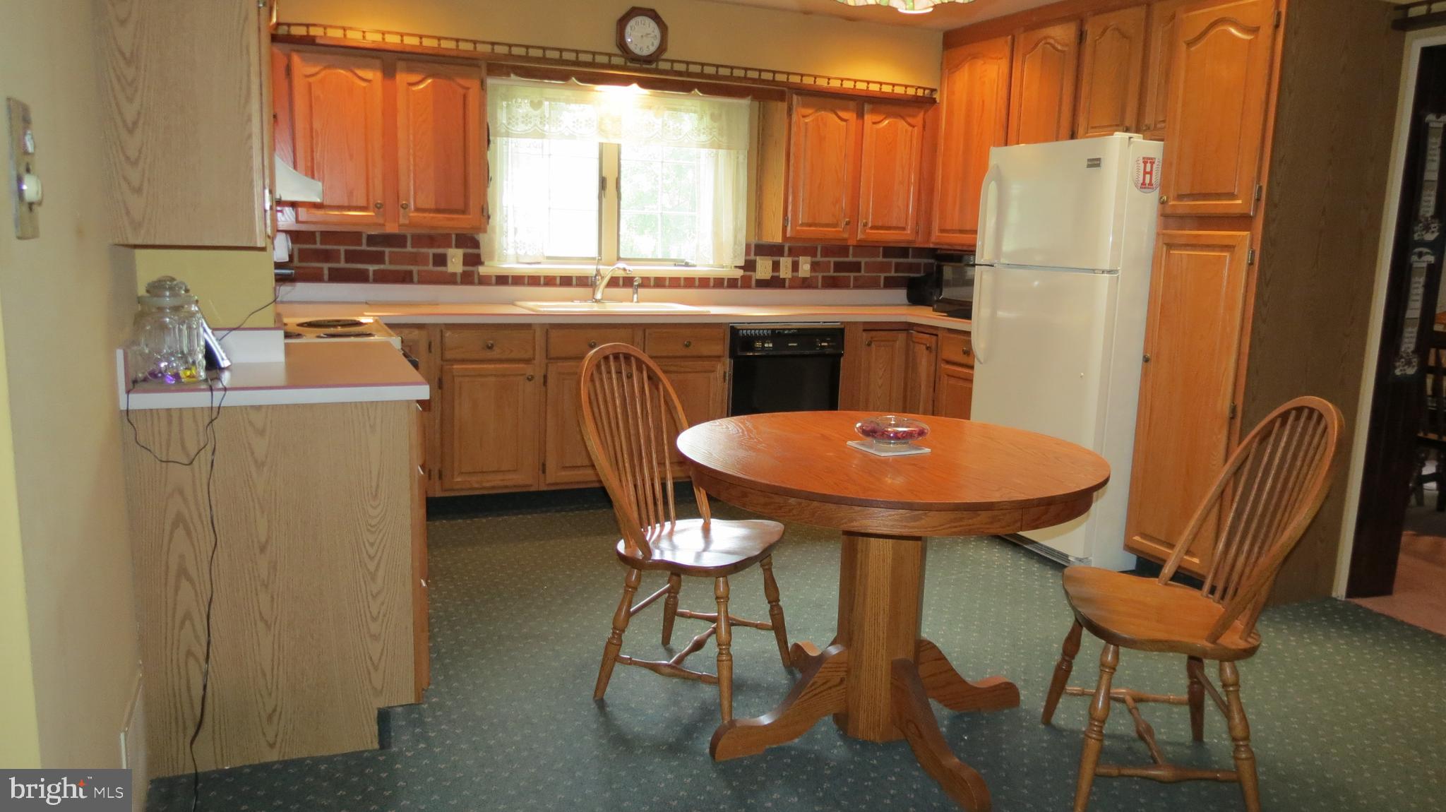 605 Linden Road Hershey, PA 17033 - Photo 7 of 25 Gallery Image 7
