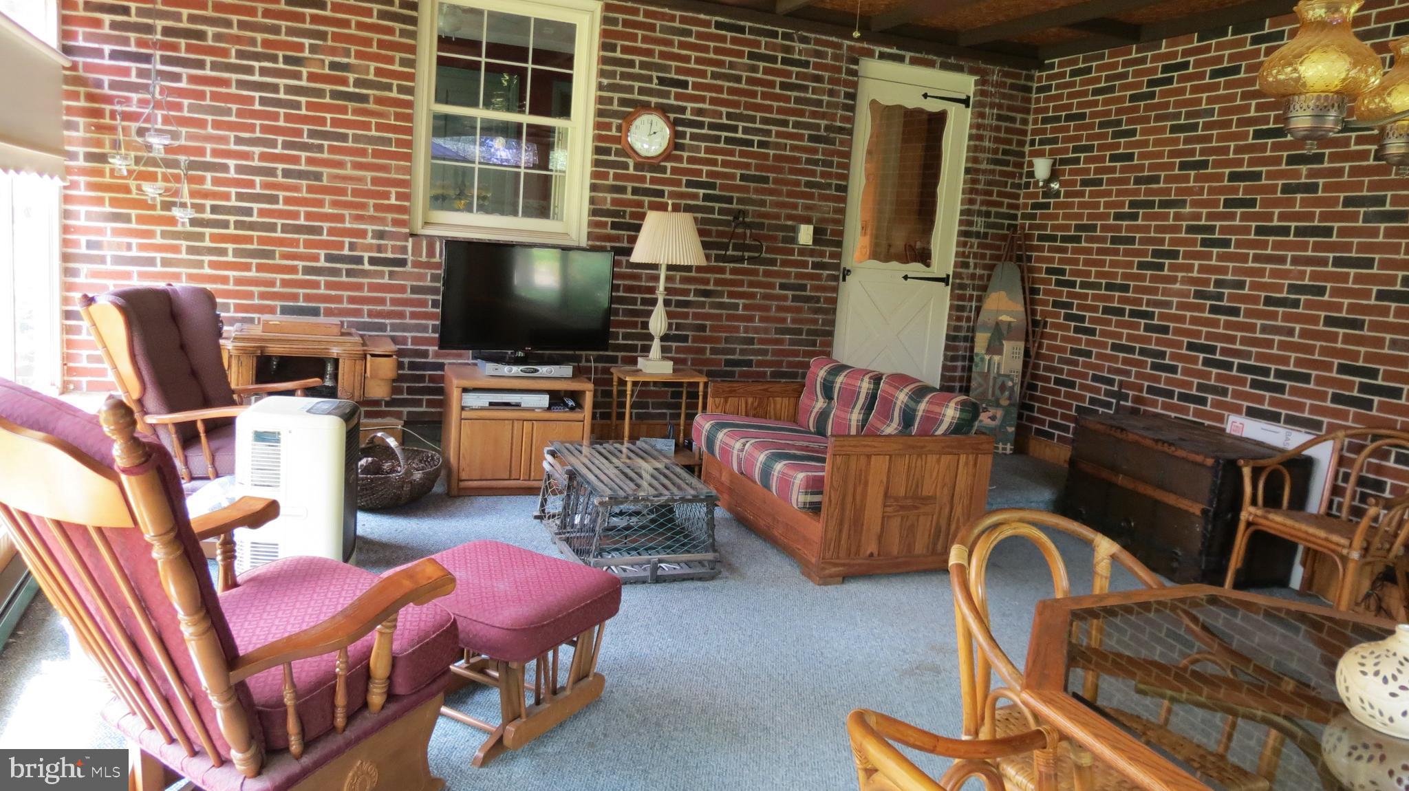605 Linden Road Hershey, PA 17033 - Photo 10 of 25 Gallery Image 10