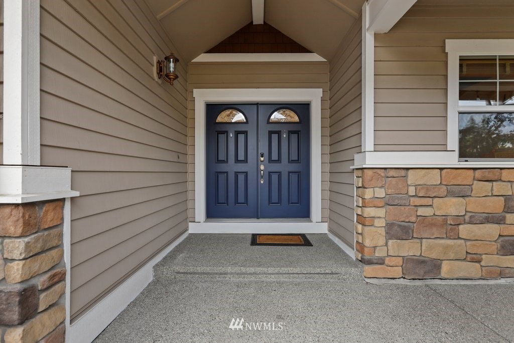 18716 12th Drive Southeast Bothell, WA 98012 - Photo 2 of 38 Gallery Image 2