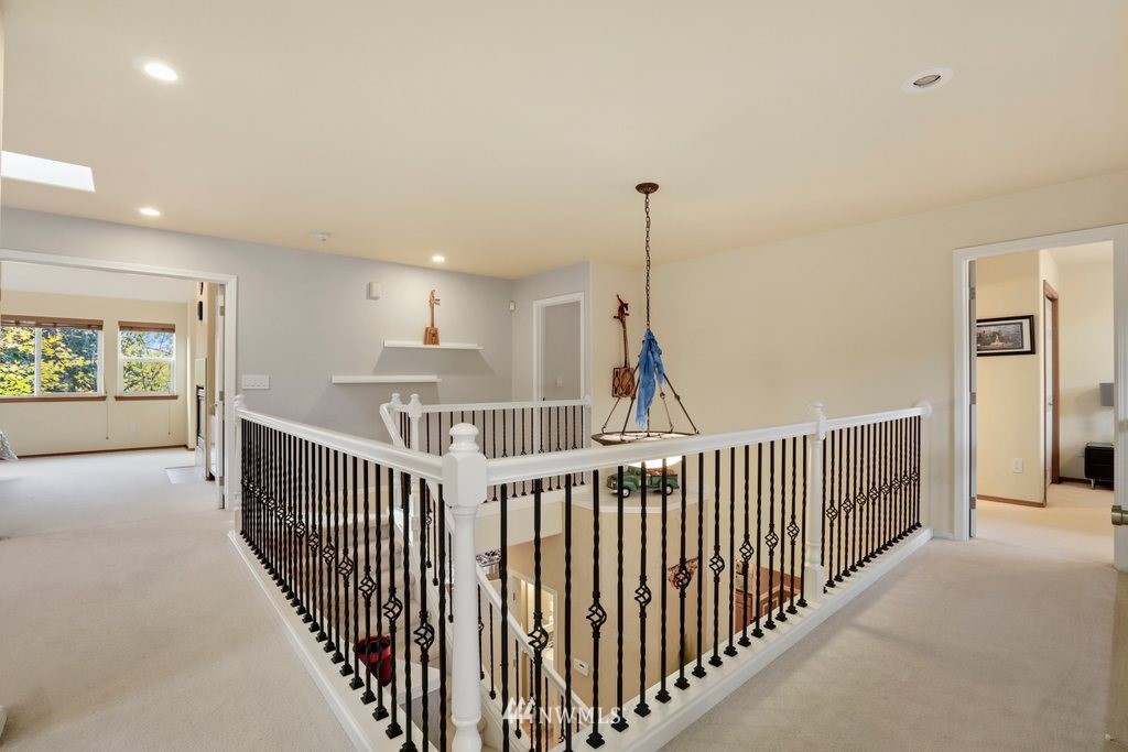 18716 12th Drive Southeast Bothell, WA 98012 - Photo 20 of 38 Gallery Image 20