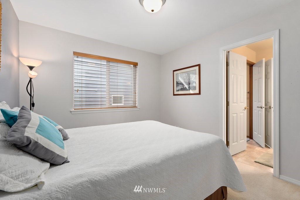 18716 12th Drive Southeast Bothell, WA 98012 - Photo 27 of 38 Gallery Image 27