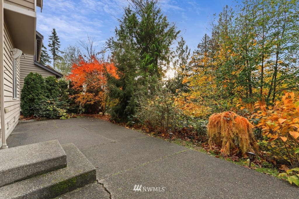 18716 12th Drive Southeast Bothell, WA 98012 - Photo 33 of 38 Gallery Image 33