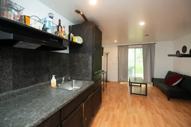 $308,000 | 140 Thackeray Drive, Bolingbrook, IL 60440