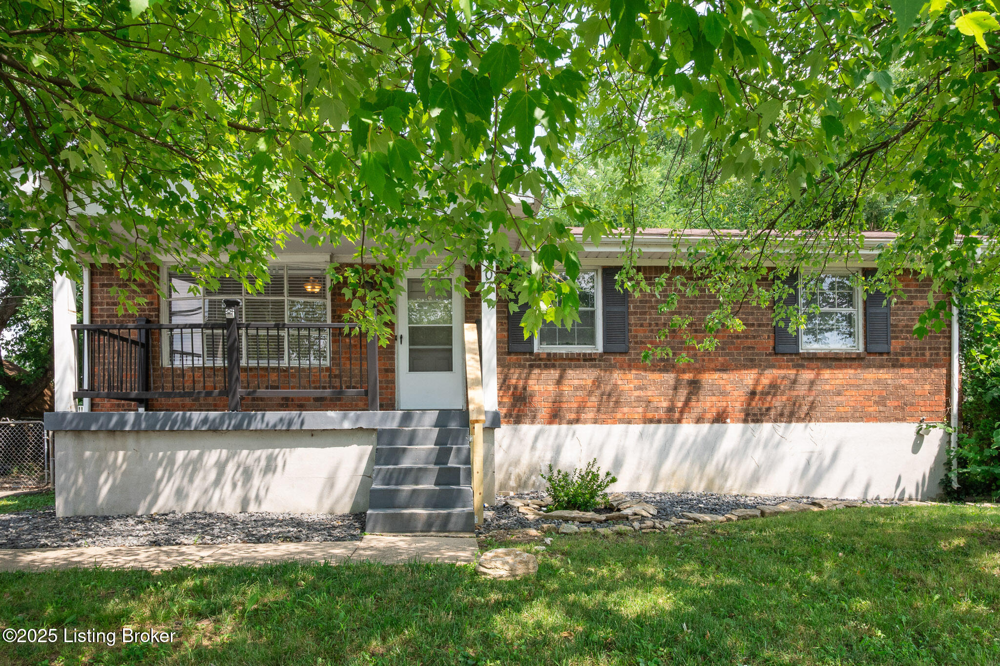 7103 Shepherdsville Road Louisville, KY 40219 - Photo 2 of 32 7103 Shepherdsville Rd-2