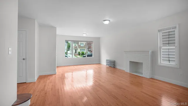 $879,000 | 241-10 86th Avenue | Bellerose