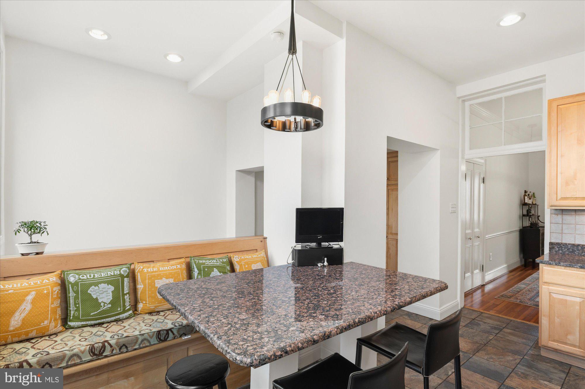 512 Independence Avenue Southeast Washington, DC 20003 - Photo 12 of 28 Eat-in area for 6+