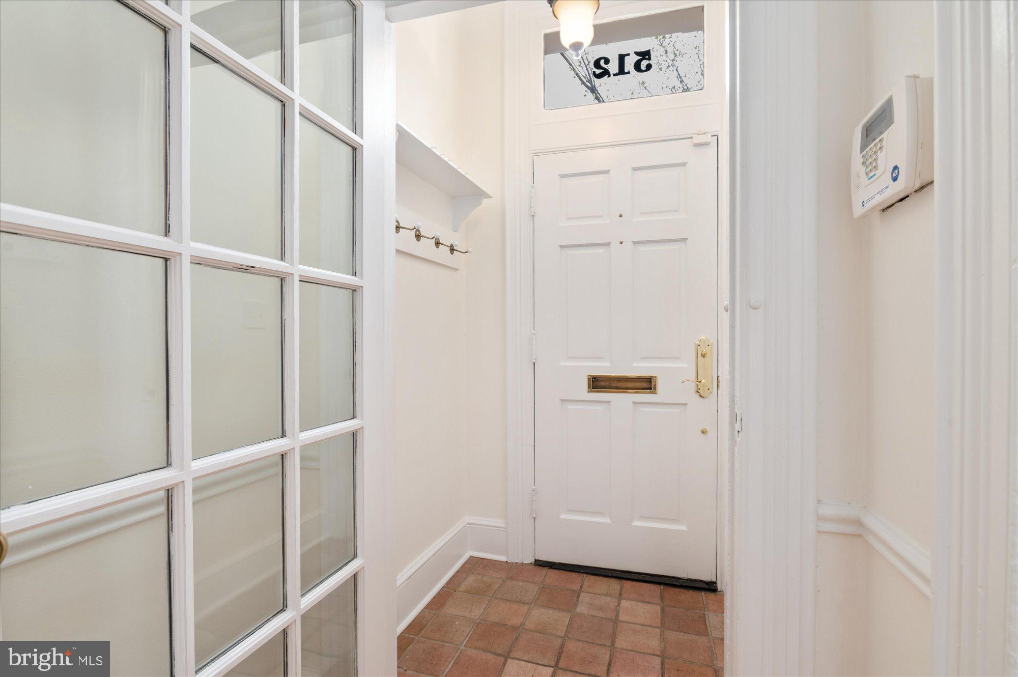 512 Independence Avenue Southeast Washington, DC 20003 - Photo 5 of 28 Entry vestibule