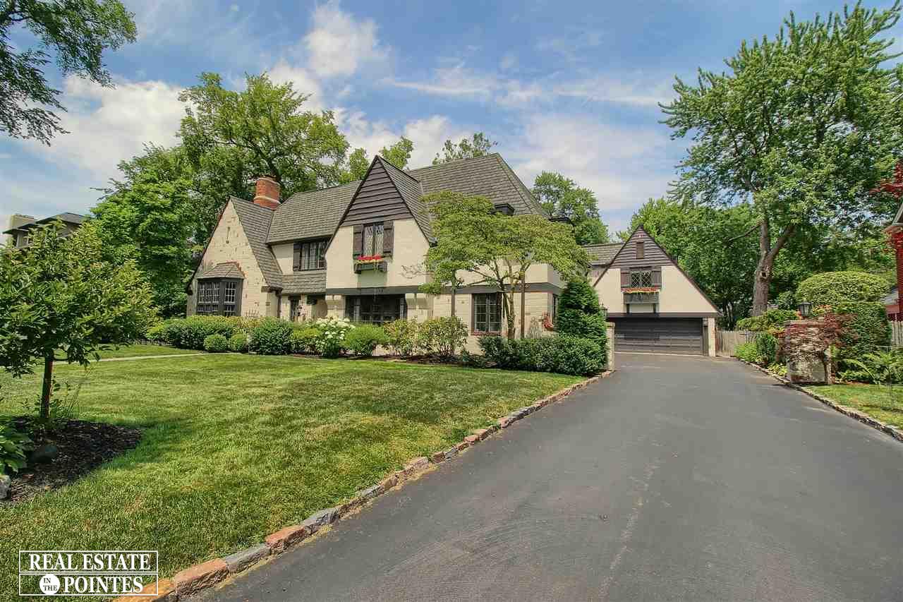 154 Cloverly Road Grosse Pointe Farms, MI 48236 - Photo 2 of 52