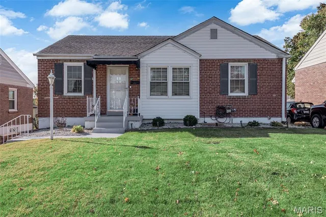 $204,500 | 4312 Steins Street, St. Louis, MO 63116