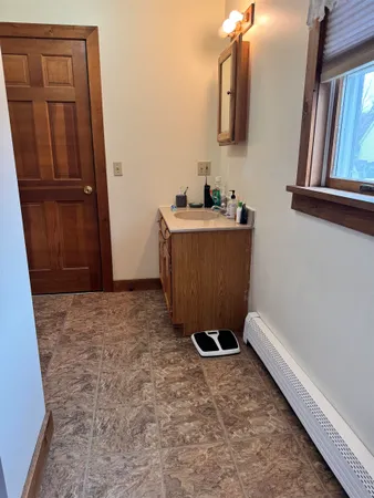 $575,900 | 64 Taylor Avenue, Bristol, VT 05443