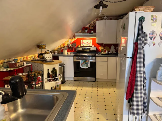 $585,900 | 64 Taylor Avenue, Bristol, VT 05443