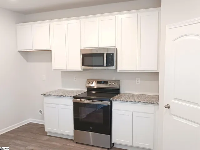 $304,990 | 299 Pretoria Drive, Woodruff, SC 29388