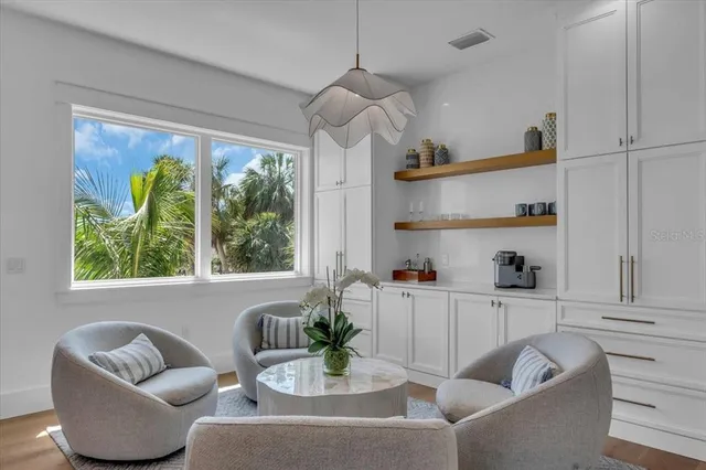 $6,375,000 | 229 Willow Avenue, Anna Maria, FL 34216