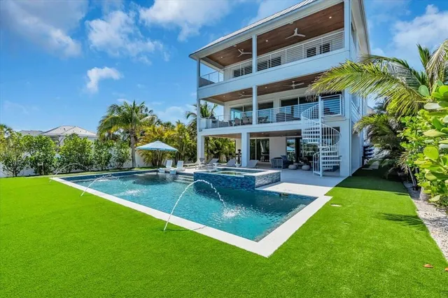 $6,375,000 | 229 Willow Avenue, Anna Maria, FL 34216